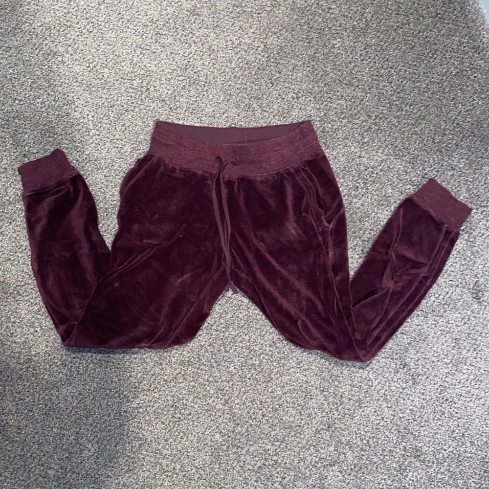 Lululemon joggers